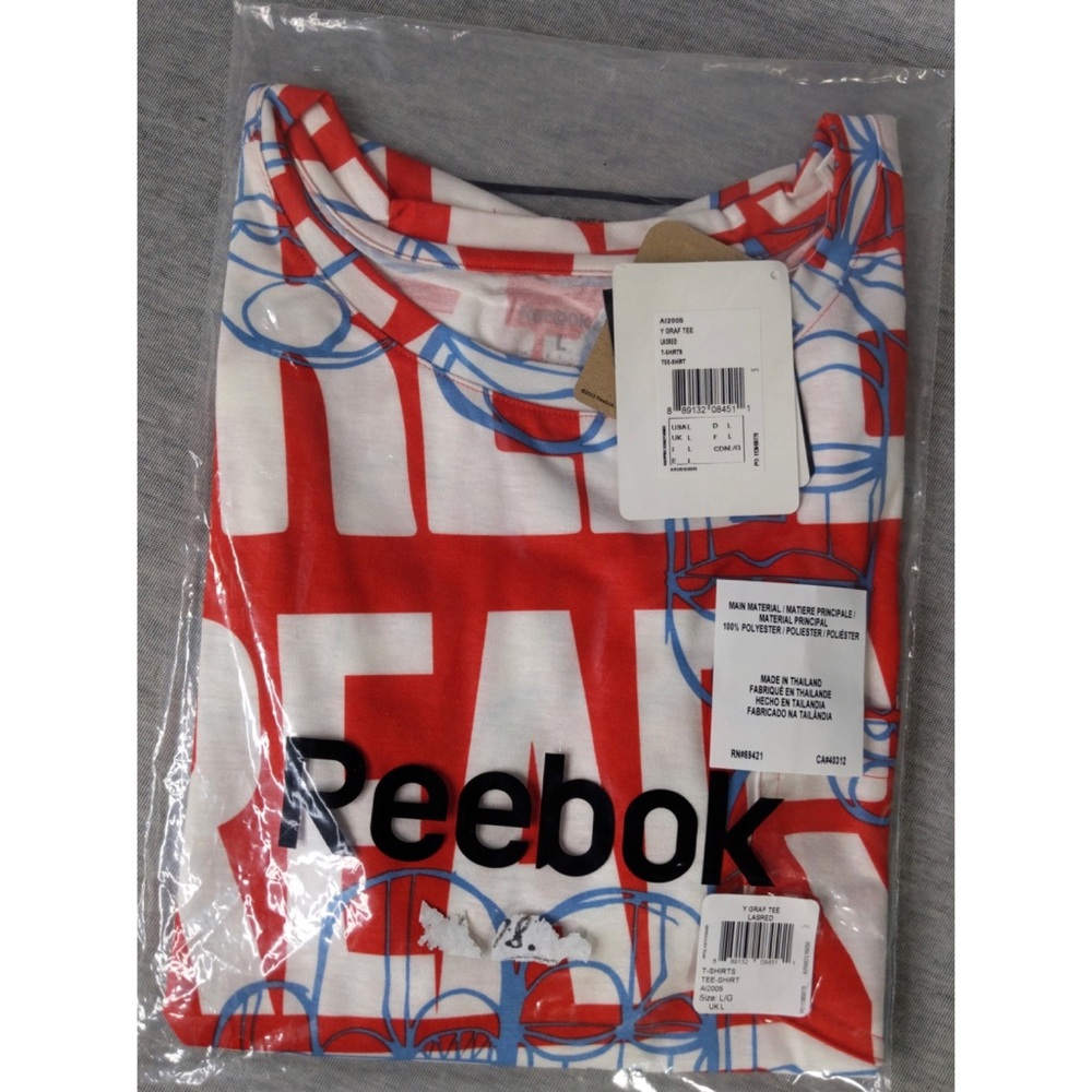 2x 👯‍♀️Host Pick⚡️Reebok Graffiti Yoga Crop Tee - Picture 3 of 7